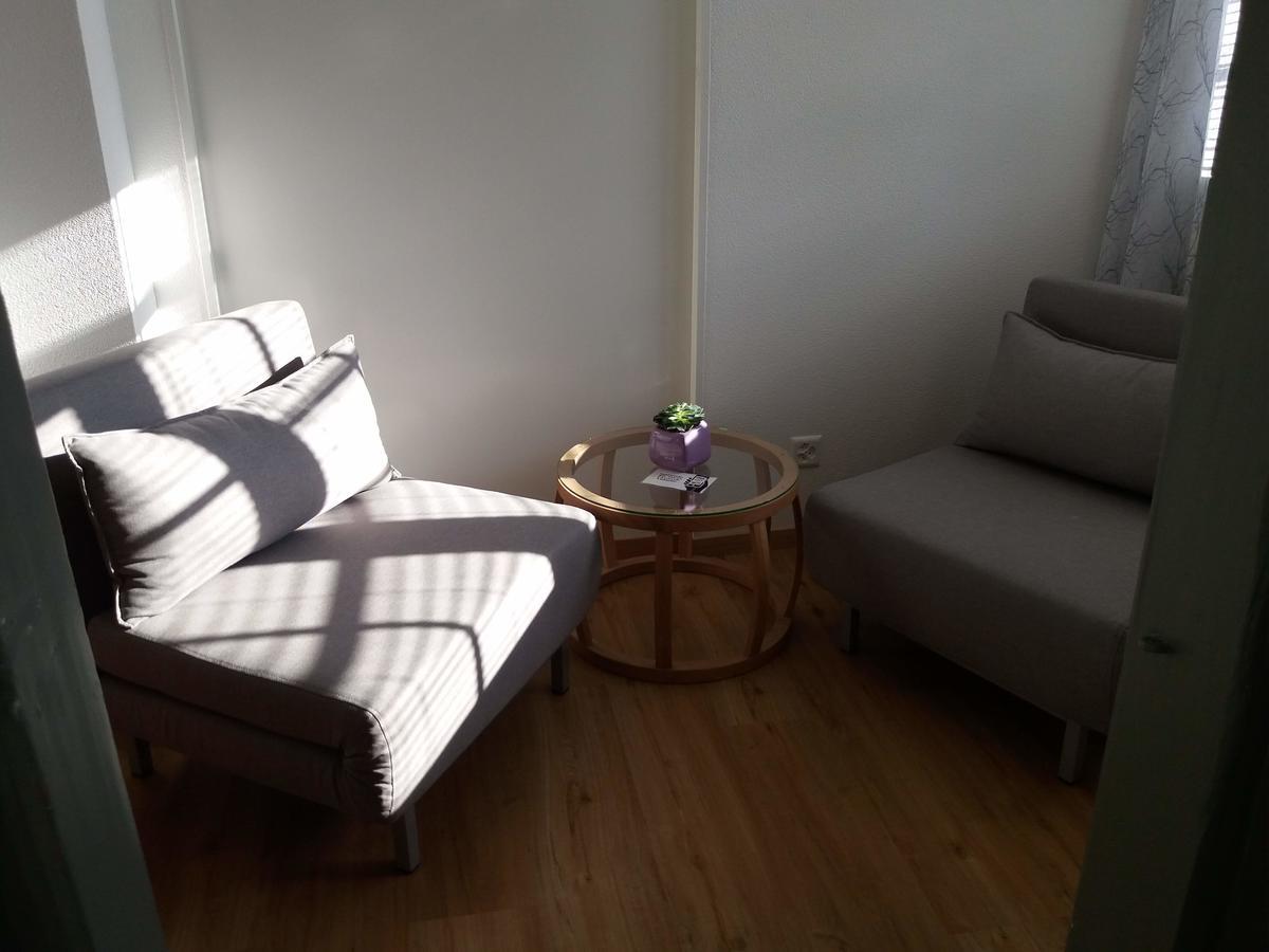 Hotel Garni Frohsinn Uttwil エクステリア 写真