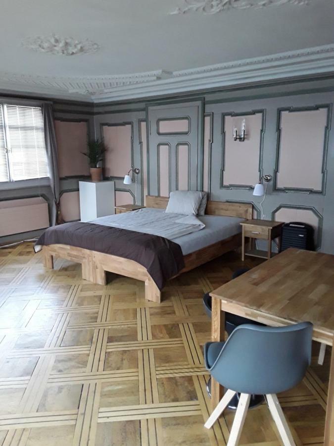 Hotel Garni Frohsinn Uttwil エクステリア 写真